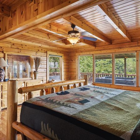 Amazing Views, Pool, Hot Tub, Game Room Севьервилл Экстерьер фото