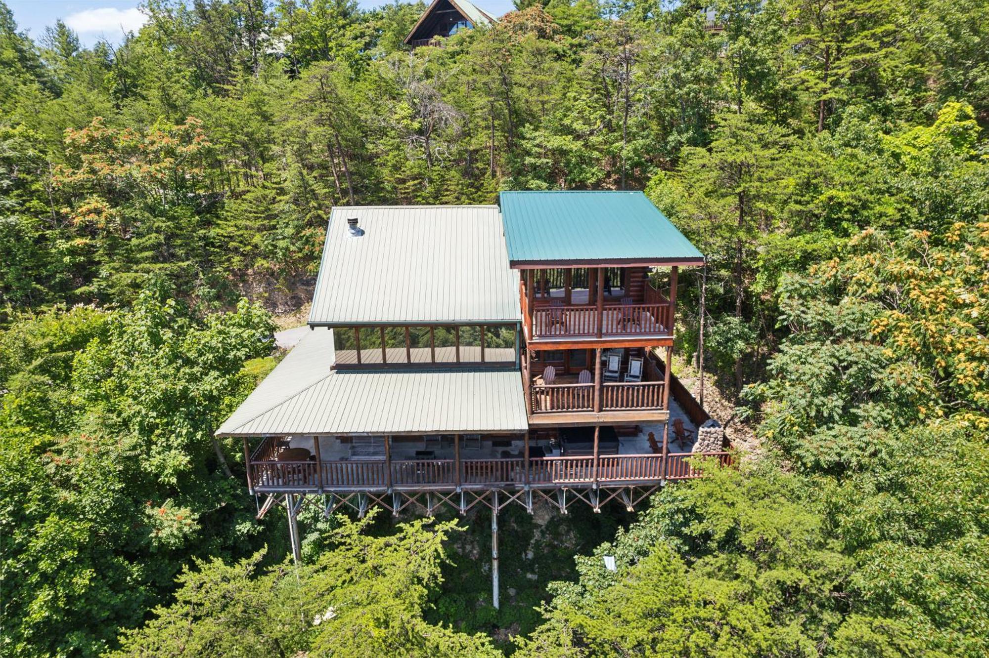 Amazing Views, Pool, Hot Tub, Game Room Севьервилл Экстерьер фото