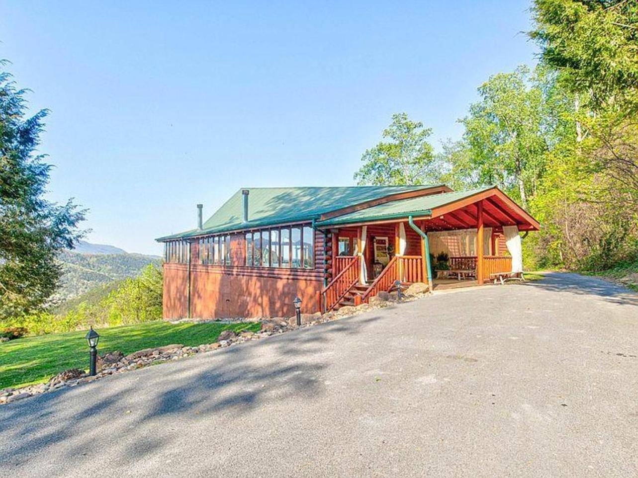 Amazing Views, Pool, Hot Tub, Game Room Севьервилл Экстерьер фото